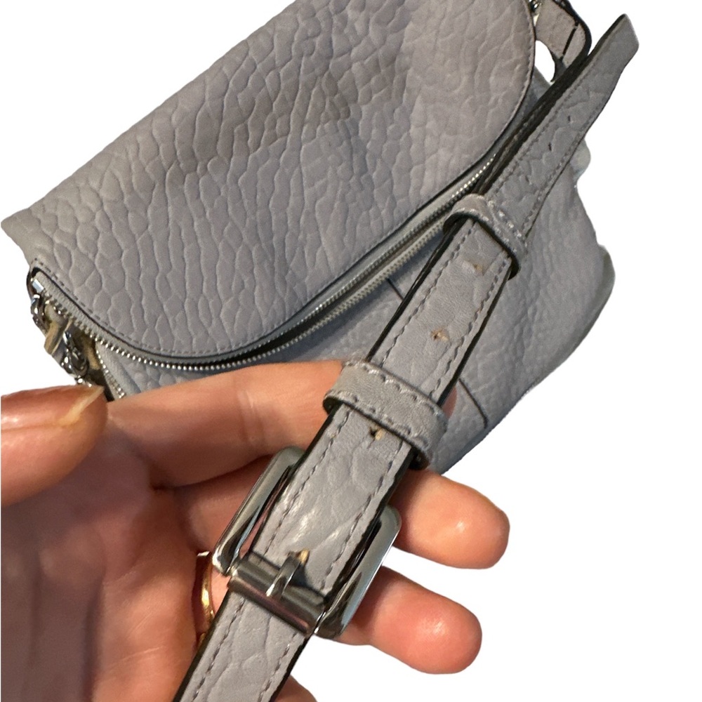 Vince camuto pebbled leather gray blue crossbody with adjustable straps cute - Picture 10 of 10